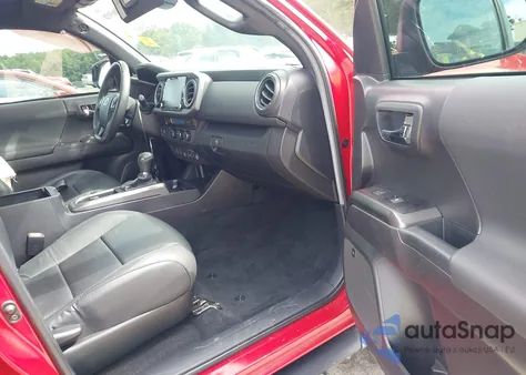 2022 Toyota Tacoma Trd Off Road z USA, uszkodzony, nr VIN 3TMAZ5CN9NM178170